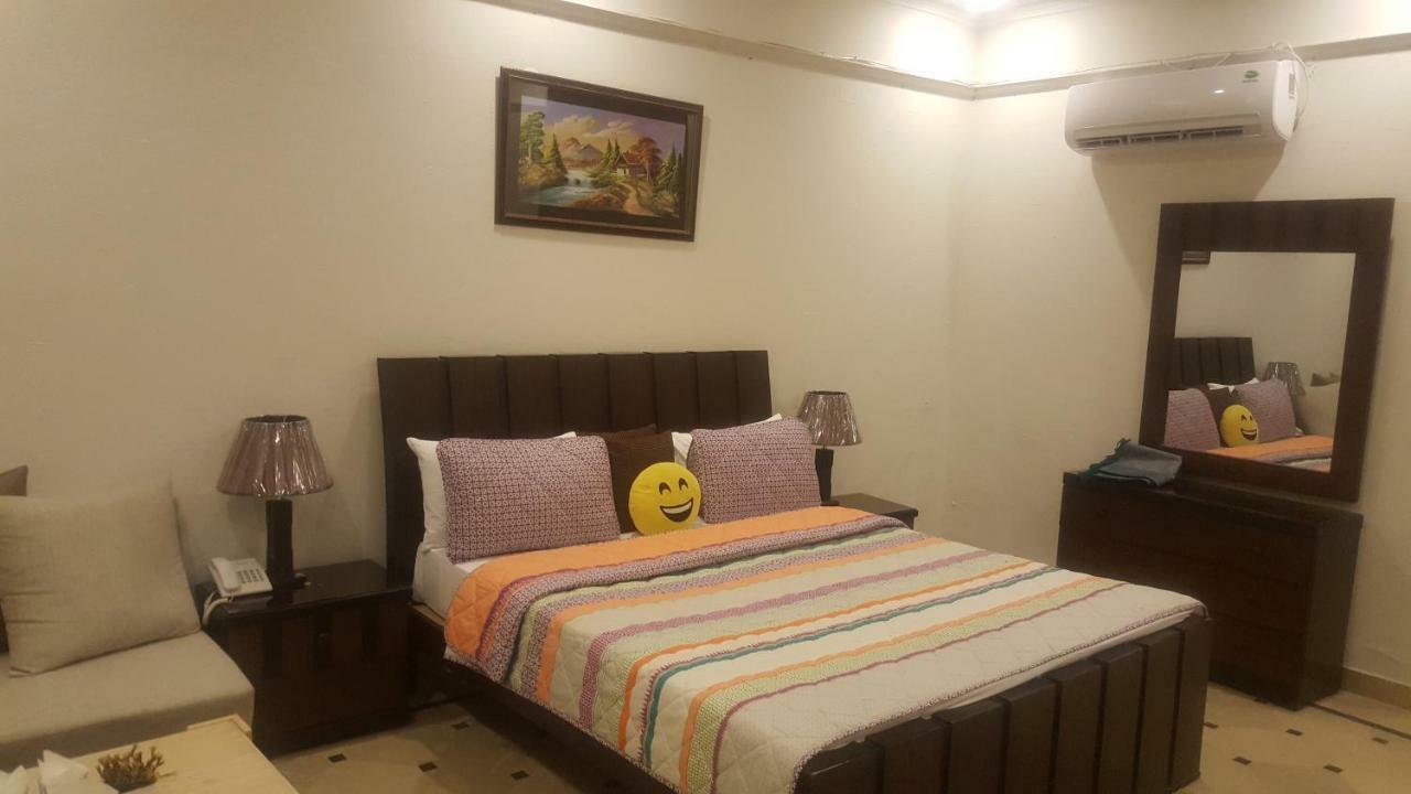 Mulberry Residence Islamabad Exterior foto