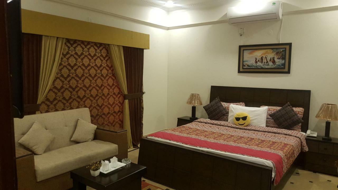Mulberry Residence Islamabad Exterior foto
